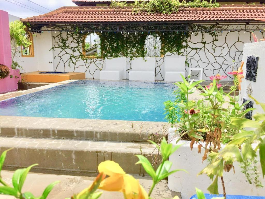 Casa La Granja Otel Iloilo City Dış mekan fotoğraf